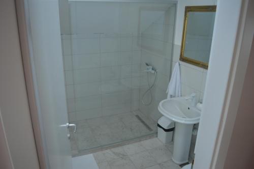 Kylpyhuone majoituspaikassa Hotel Drina Premium