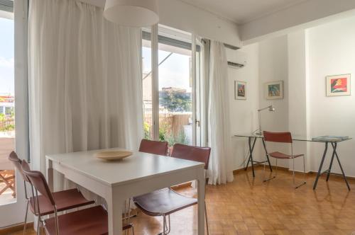 Ariadne's Penthouse in Central Athens