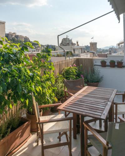 Ariadne's Penthouse in Central Athens