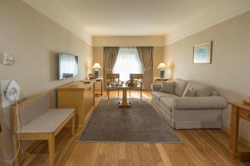 Posezení v ubytování Zorlu Grand Hotel Trabzon