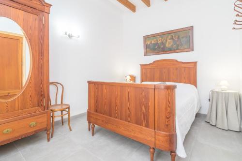 Ένα ή περισσότερα κρεβάτια σε δωμάτιο στο Can Tianet