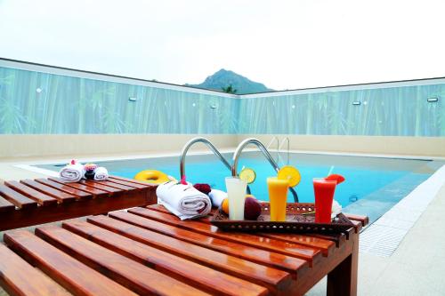 Bazén v ubytování Athena Hotel nebo v jeho okolí