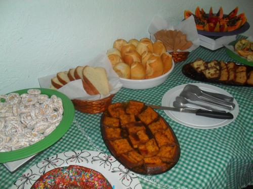 Makanan di atau berdekatan inn ini