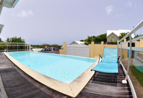 Petit havre de paix - Piscine et plage à pied