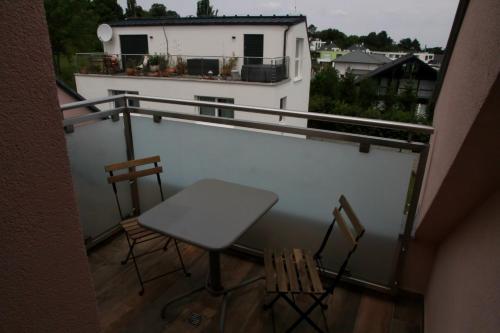 Balkoni atau teres di Triangle Apartments