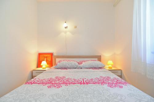 Gallery image of Apartments Gracijano 1724 in Ližnjan
