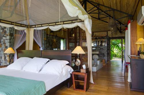 Gallery image of Princesse Bora Lodge & Spa in Sainte Marie