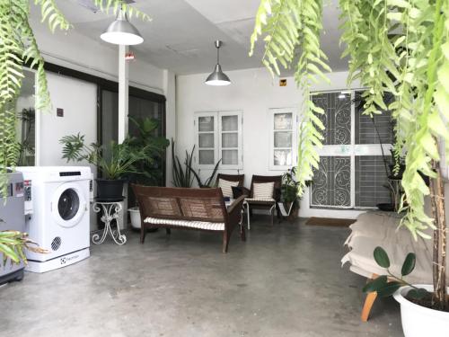 Χώρος καθιστικού στο 12/14 HOME Studio