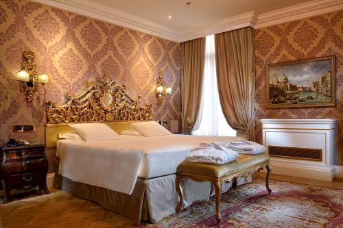 Hotel Ai Reali - Small Luxury Hotels of the World photo 69