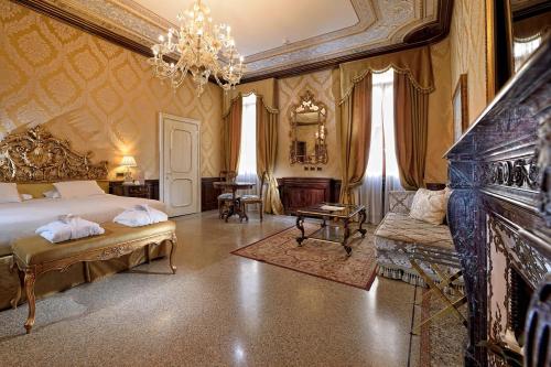 Hotel Ai Reali - Small Luxury Hotels of the World photo 68