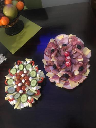 Φαγητό σε αυτός ο ξενώνας ή κάπου εκεί κοντά