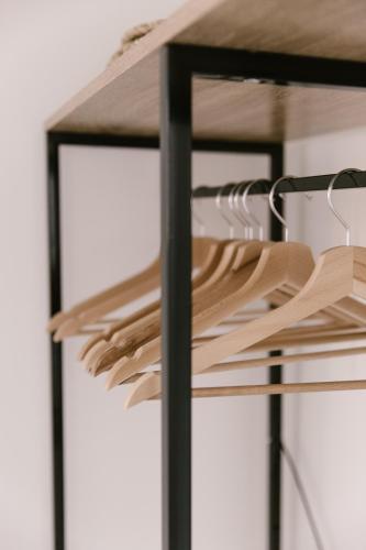 a wooden rack with wooden clothes at Stazione a mare in Casalbordino