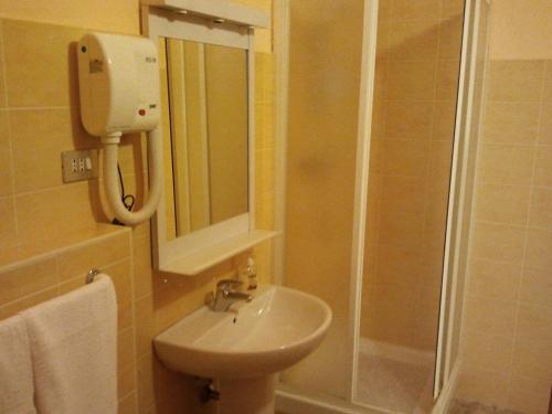Koupelna v ubytování B&B Il Parco Dei Pini