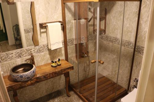 Celsus Boutique Hotelにあるバスルーム