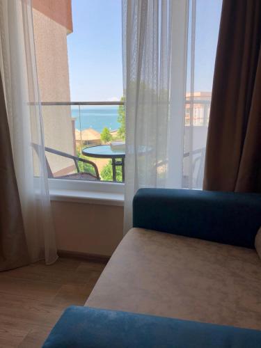 Postel nebo postele na pokoji v ubytování Royal Bay Resort & Aqua Park - All Inclusive and Free beach accsess