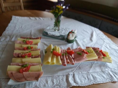 Mad på feriegården eller i nærheden