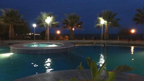 Zdjęcie z galerii obiektu Bajo con jardin WIFI junto al mar w mieście Playas de Orihuela