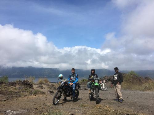 ホステルの近くで見られる自然の景観