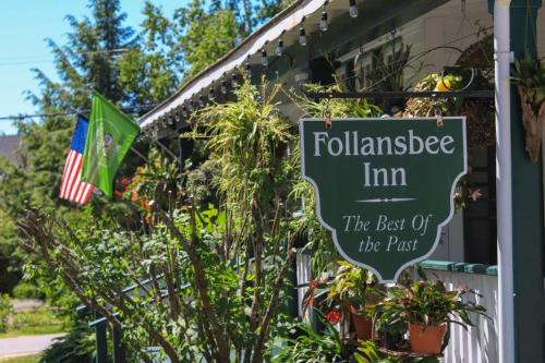 Sijil, anugerah, tanda atau dokumen lain yang dipamerkan di Follansbee Inn