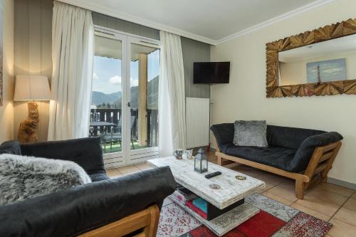 Apartment Aiglons - Central Chamonix Mountain Haven