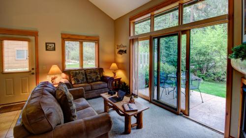 Bear Paw Suites – Photos 4