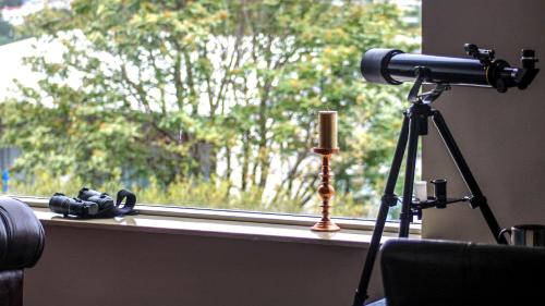 レイキャビクにあるICELAND SJF Villa, Hot tub & Outdoor Sauna Amazing Mountains and City View Over Reykjavíkのギャラリーの写真