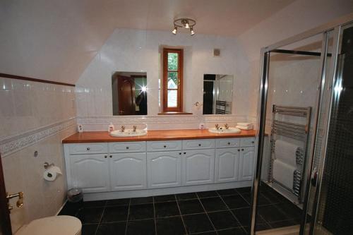 Ванная комната в Coachouse