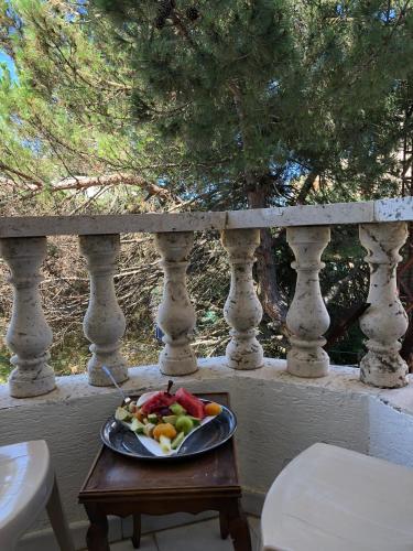 Φαγητό σε αυτό το διαμέρισμα ή κάπου εκεί κοντά