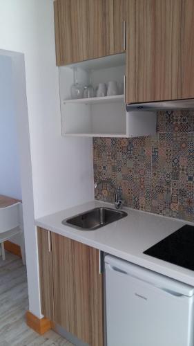 Dapur atau dapur kecil di Monte do Mato dos Homens