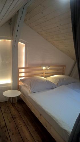 Atelier im Huus Hillig-Geistにあるベッド