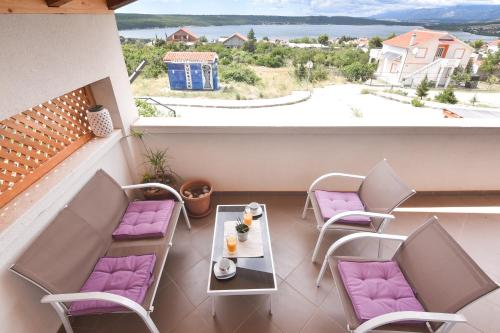 Apartment Larisa – Photos 3