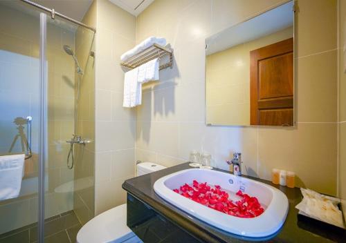 Phòng tắm tại Homestead Seaview Phú Quốc Hotel