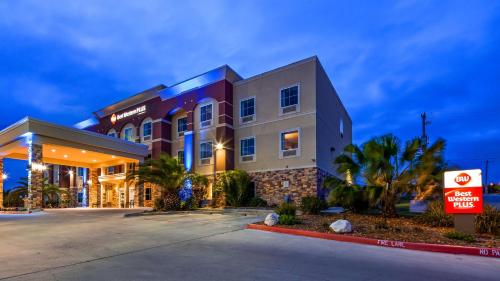 Bangunan di mana terletaknya hotel