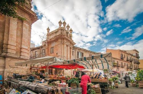 Foto dalla galleria di Colors B&B a Palermo