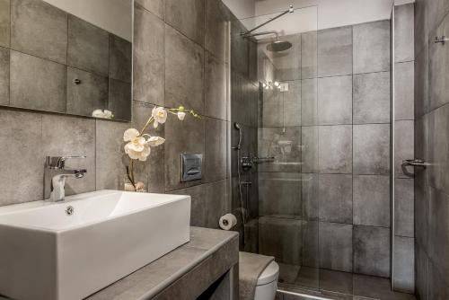Koupelna v ubytování Asteri Apartments und Studios