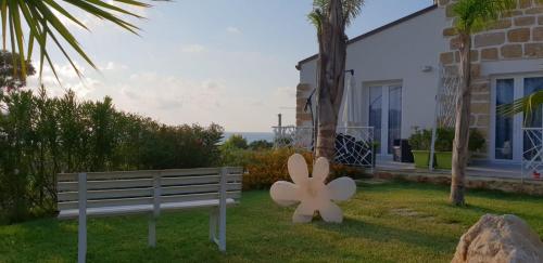 Κήπος έξω από το Maresol