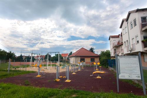 La Vida apartman Hajdúszoboszló 4200 Hajdúszoboszló, Kölcsey utca 24. 2-es lépcsőház, 2. emelet, 6. ajtó kép - 3