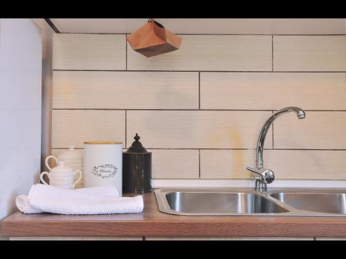 Gallery image of Athanasia's Apartments in Prinos