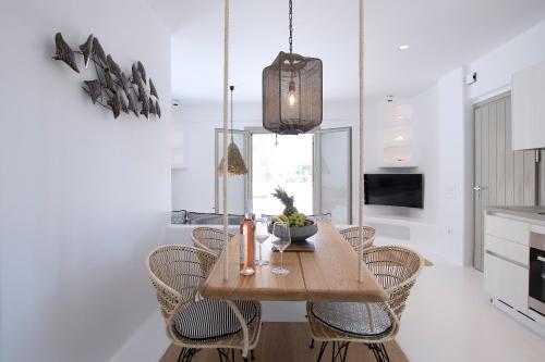 Potami Home by Rocks Estates