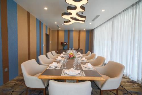 Χώρος καθιστικού στο HAIAN Beach Hotel & Spa