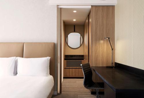 Hyatt Place Melbourne Essendon Fields Image