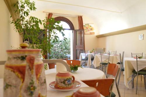 Nhà hàng/khu ăn uống khác tại Ostello Villa Redenta