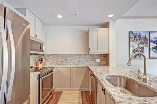 Pp327 Passage Point Condo – Photos 2