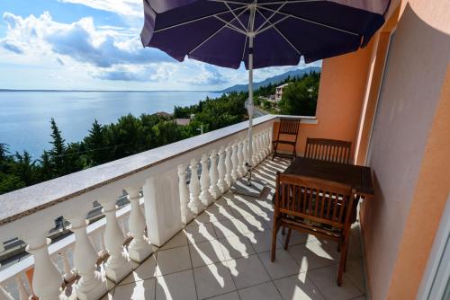 Een balkon of terras bij Apartments Maris