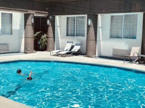 Country Inn & Suites by Radisson, San Jose International Airport, CA Image