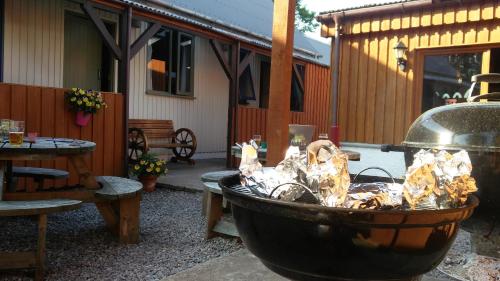 Gallery image of Loch Ness Backpackers Lodge in Drumnadrochit
