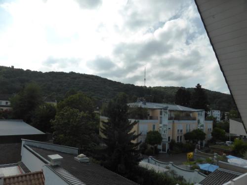 Γενική θέα στο βουνό ή θέα στο βουνό από  αυτό το δωμάτιο σε οικογενειακή κατοικία
