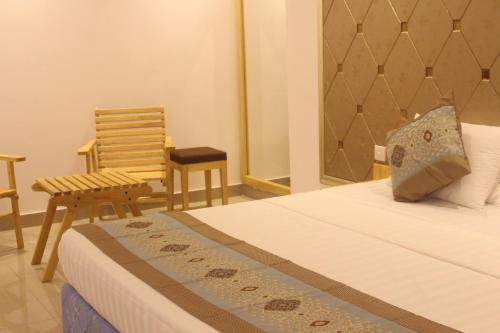 Grand Navro Hotelにあるベッド