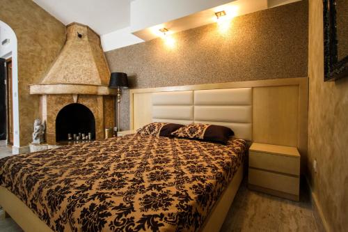 Ένα ή περισσότερα κρεβάτια σε δωμάτιο στο Apartaments Crown Silvia