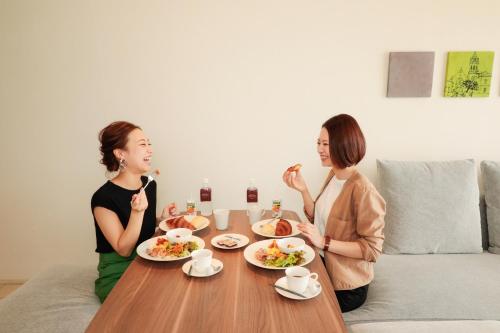 Jídlo v hotelu nebo okolí